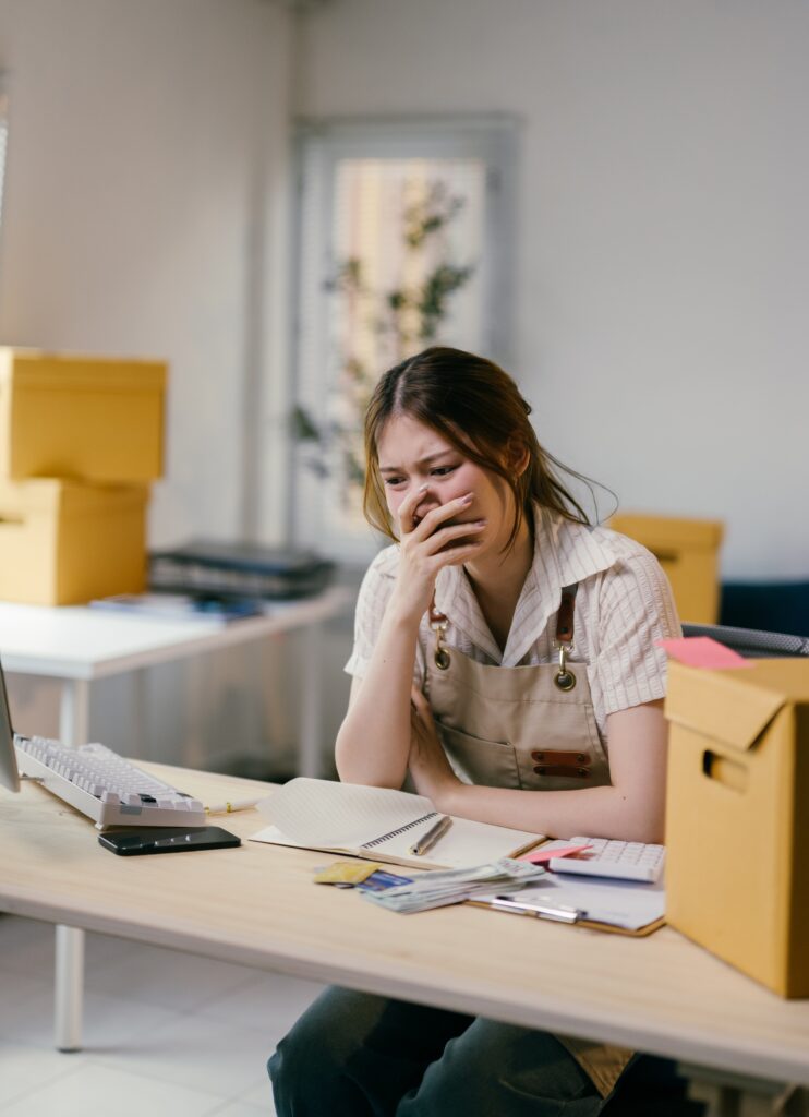 Signs you need a bookkeeper